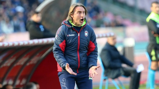 Serie A Crotone, Nicola: «Contro il Napoli penalizzati dall'arbitro»