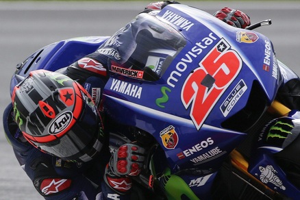 MotoGp: Viñales brilla nei test, Rossi solo 11°