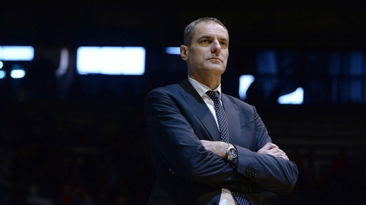 Caserta rinnova la fiducia a coach Dell'Agnello