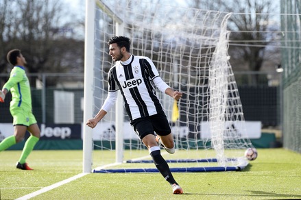 Viareggio Cup, Juventus-Dukla Praga 2-1: meraviglia Leris