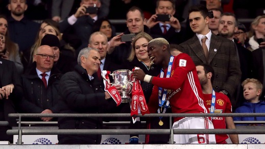 Manchester United, Mourinho: «Pogba? Invidiano i suoi soldi»