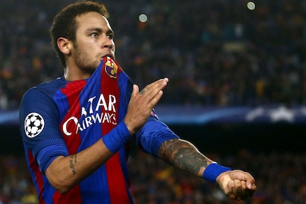 «Neymar valuta l'addio al Barcellona: Manchester United e Chelsea pronti a follie»