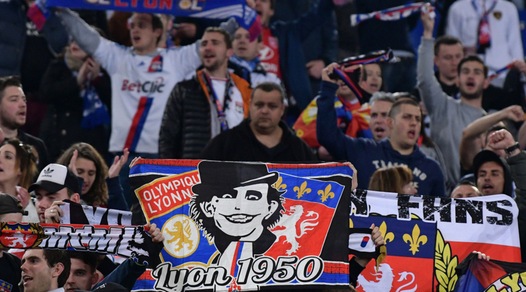 Tifosi Lione: «Umiliati dalla polizia, tolte le mutande», la Questura: «Nessun abuso»