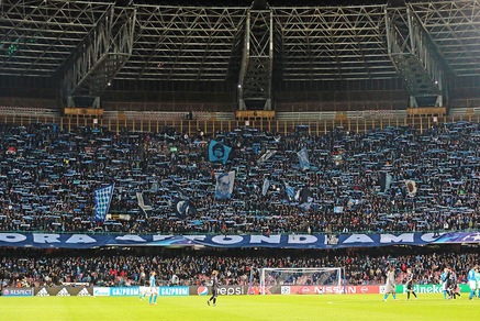 Napoli-Juventus, tifo da urlo: 100mila cuori