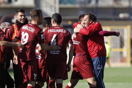 Serie B, Trapani-Bari 4-0: doppietta di Jallow nel poker salvezza