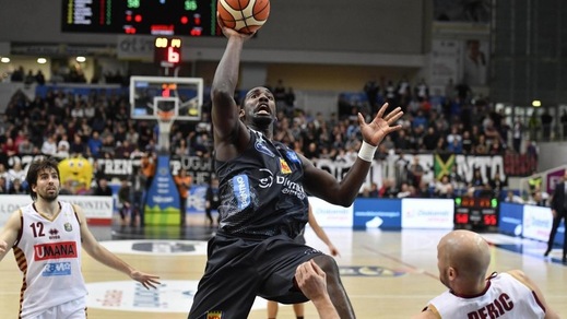 Basket Serie A, stasera Trento ospita Pistoia