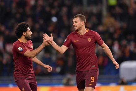 Serie A, Roma-Sassuolo 3-1: Paredes, Salah e Dzeko ribaltano la rete di Defrel