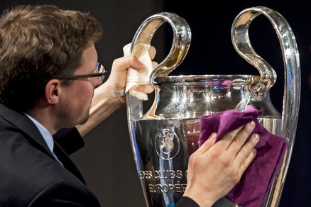 Uefa: pronta la "Luxury Tass" per i top club europei