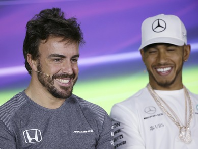 F1 McLaren, Alonso: «Motori uguali per tutti»