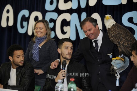 Lazio, autografi e tanti sorrisi per Felipe Anderson-Luis Alberto-Crecco