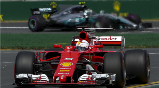 F1, Gp Australia: Hamilton davanti, Vettel secondo