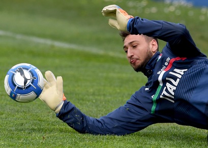 Calciomercato: Donnarumma, scatta l'asta e c'è Guardiola