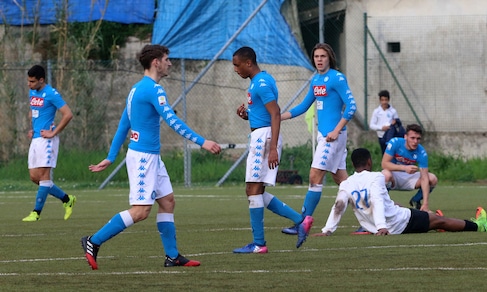 Viareggio Cup, Napoli-Bruges 0-2: azzurrini ko davanti a Grava e Giuntoli