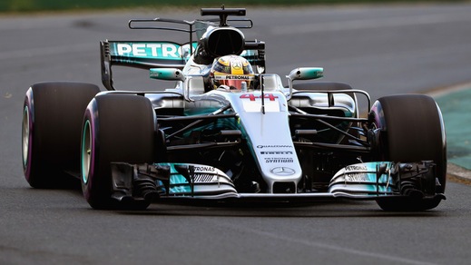F1 Australia: Hamilton in pole, Vettel in prima fila