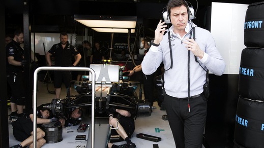 F1 Australia, Wolff: «Lotta dura con la Ferrari»
