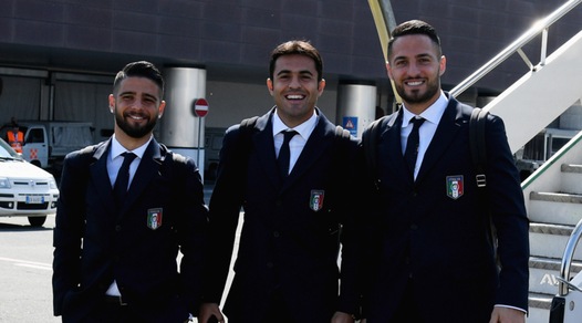 L'Italia torna a Coverciano. Sorrisi all'aeroporto di Firenze