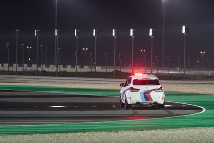 MotoGp Qatar, qualifiche annullate: Viñales partirà in pole, Rossi decimo