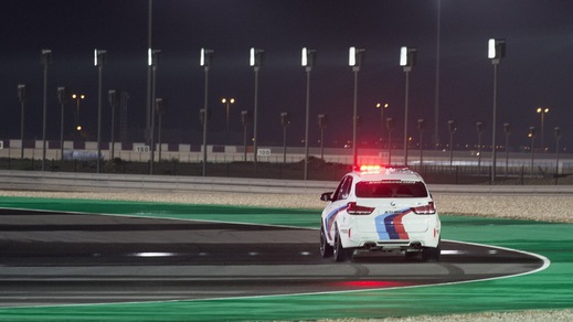 MotoGp Qatar, qualifiche annullate: Viñales partirà in pole, Rossi decimo