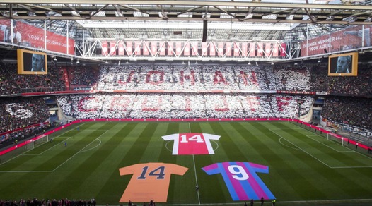 Barcellona, statua di Cruijff al nuovo Camp Nou