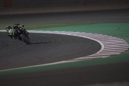 MotoGp Qatar, piove a Losail: partenza ritardata