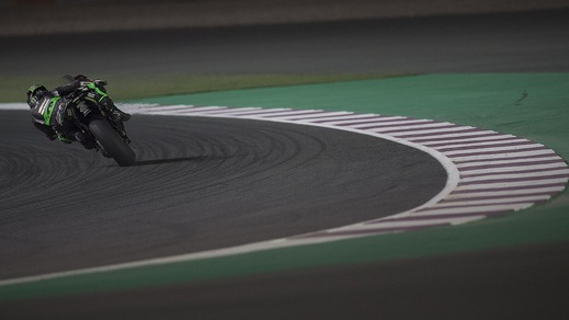 MotoGp Qatar, piove a Losail: partenza ritardata