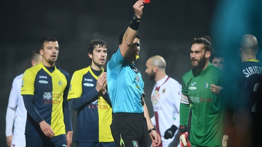 Lega Pro calcioscommesse, tolti 5 punti al Lamezia, -2 al Santarcangelo