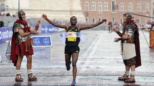 Atletica - Maratona di Roma, solito duello Etiopia-Kenya