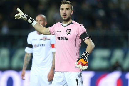 Calciomercato Palermo, niente svincolati: fiducia a Posavec-Fulignati