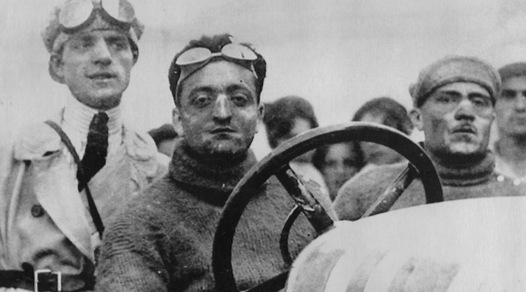 Sgominata la banda che progettava il furto della salma di Enzo Ferrari
