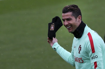 Il Portogallo celebra Cristiano Ronaldo e gli dedica l'aeroporto di Madeira