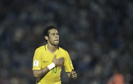 Calciomercato, follia Mou per Neymar: i bookie danno l’ok allo United