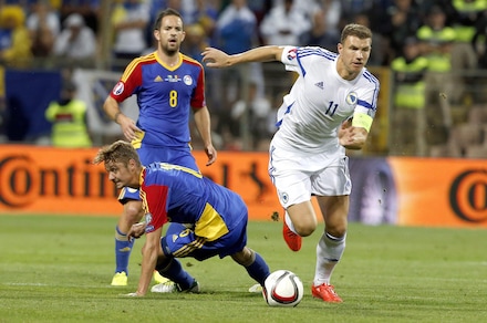 Albania-Bosnia 1-2, festa Dzeko: gol numero 50 con la Nazionale