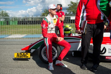 F1, Mick Schumacher: «Voglio diventare campione del mondo, come papà»
