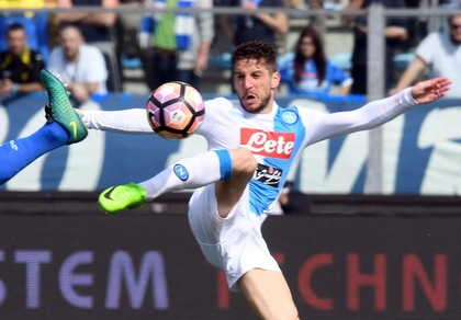 Mertens, un gol alla Juventus e poi il contratto