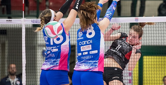 Volley: A1 Femminile, la UYBA espugna Monza ed ipoteca i quarti