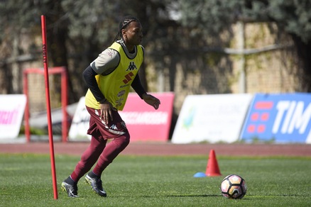 Serie A Torino, Obi fisioterapia. Carlao: personalizzato