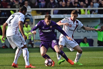 Serie A Fiorentina, Bernardeschi ancora a parte: dolore alla caviglia