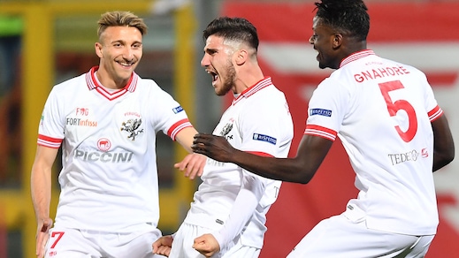 La Serie B in diretta. Segui le gare live alle 15