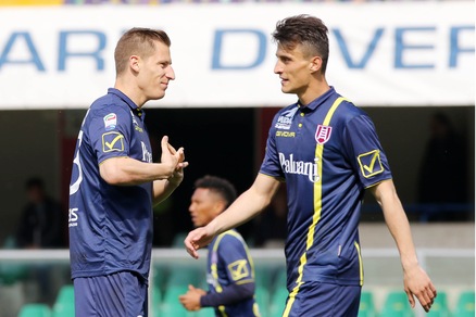 Chievo-Crotone 1-2: decidono Ferrari e Falcinelli
