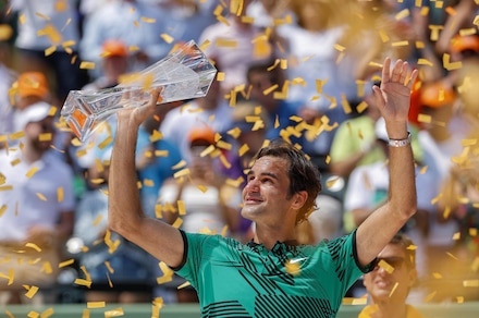 Re Federer di Miami: Nadal ko in finale