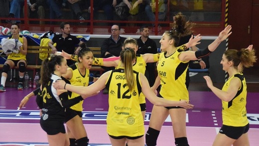 Volley: A2 Femminile, festa rimandata per Filottrano