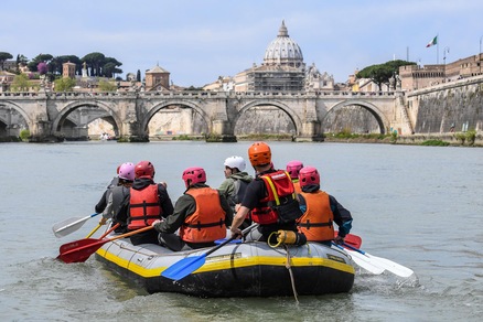 Rafting sul Tevere? Si può, ecco le immagini