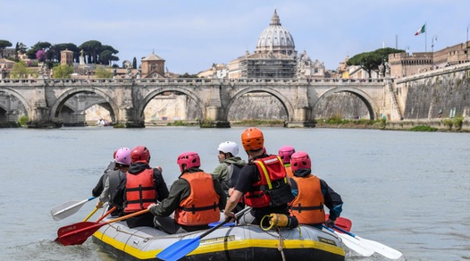 Rafting sul Tevere? Si può, ecco le immagini