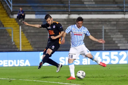 Serie B: Frosinone-Spal, quote alla pari per il primo posto