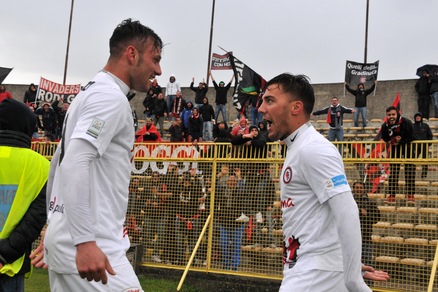 Lega Pro, Foggia e Venezia implacabili, le inseguitrici tengono il passo