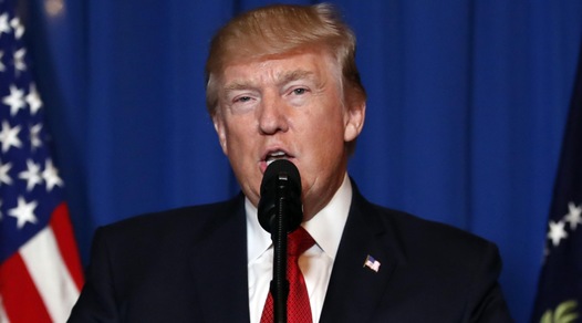 Usa, Trump bombarda la Siria: «Dio benedica il mondo»