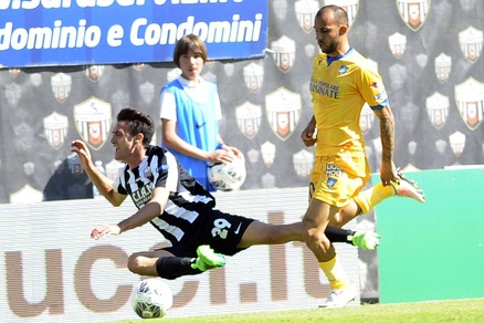 Ascoli-Frosinone 1-1: pareggio in extremis, le immagini