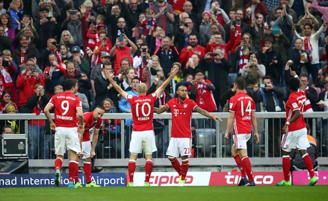 Bundesliga: il Bayern Monaco travolge 4-1 il Borussia Dortmund, Lipsia a -10