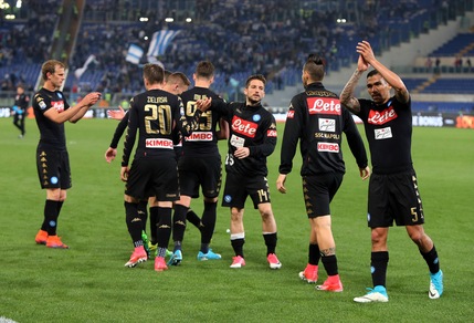 Napoli, che festa a fine partita con i tifosi!