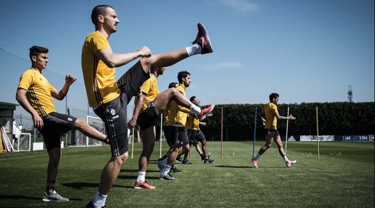 Champions League Juventus, 23 convocati per il Barcellona